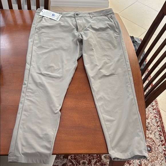 Lululemon Men’s ABC Pant Light Gray Pant - Size 32 x 40 New with Tags - Picture 1 of 9